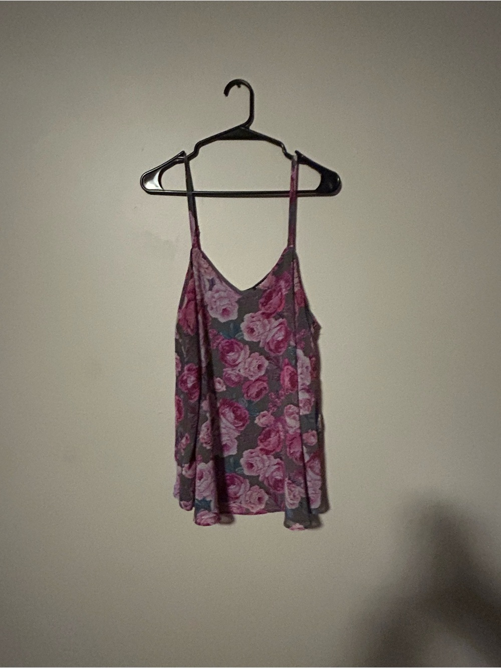 torrid Gray Floral Rose Print Cami Tank in Pink Roses